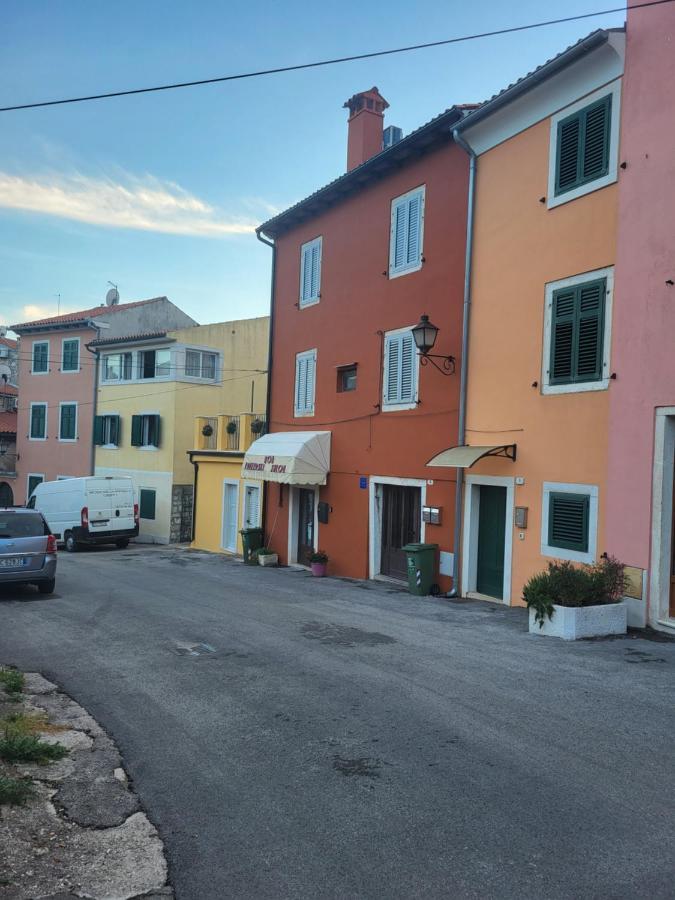 Apartment Babbo روفينج المظهر الخارجي الصورة